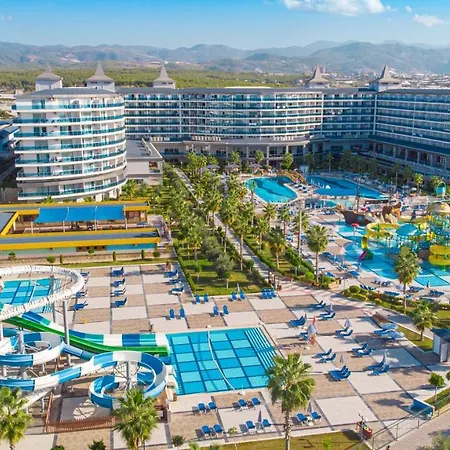 إفتاليا أوشين كوناكلي