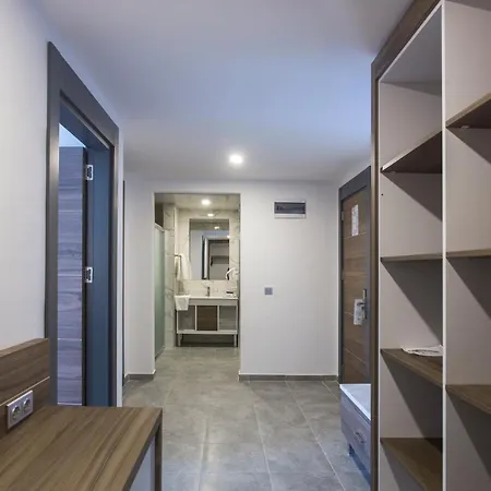 فندق إفتاليا أوشين كوناكلي