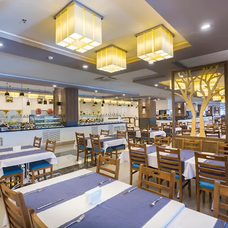 إفتاليا أوشين 5*