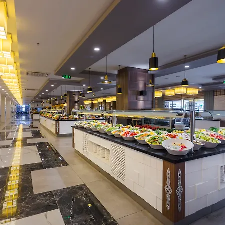 إفتاليا أوشين فندق 5*