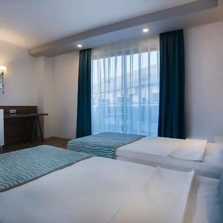 إفتاليا أوشين